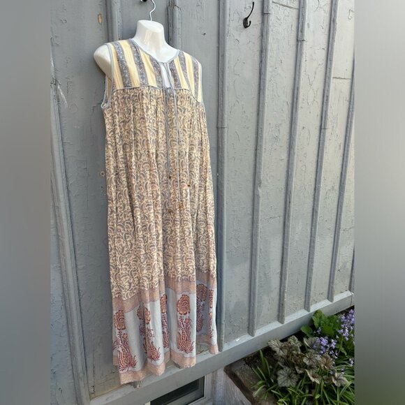 Daughters Of India Ahana Dress - Picture 10 of 16